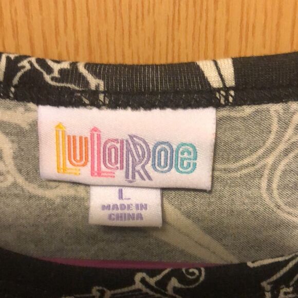 Lularoe Randy top size large scissors and polka dots - Picture 2 of 6